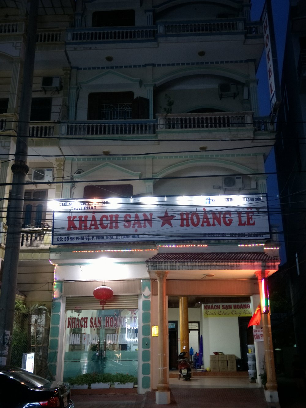Khách sạn Hoàng Lê